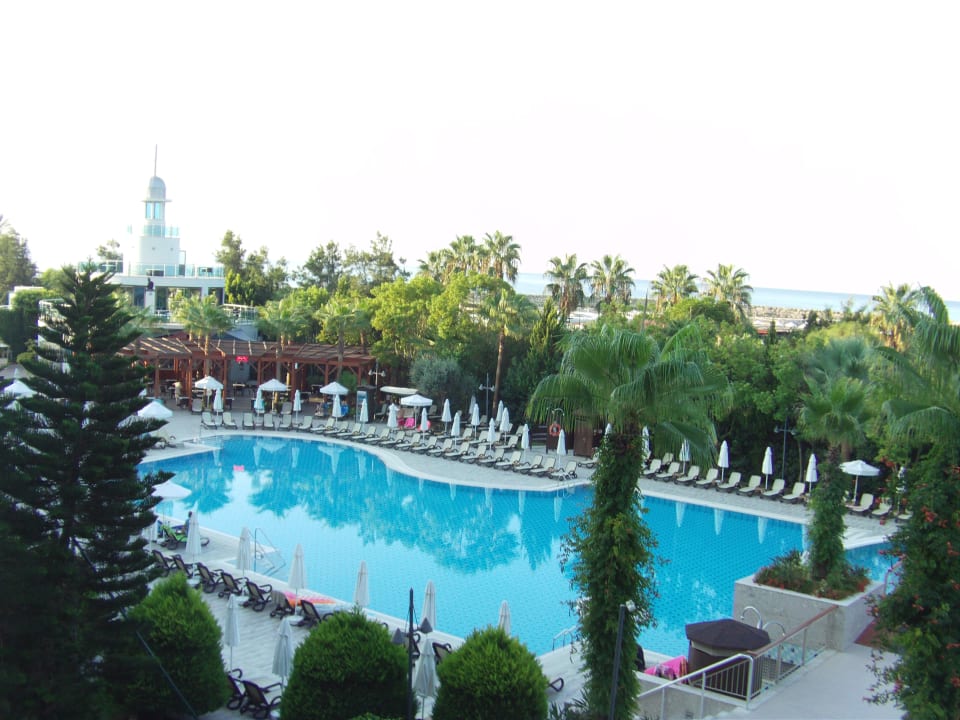 Ausblick Commodore Elite Suites & Spa - Adults only