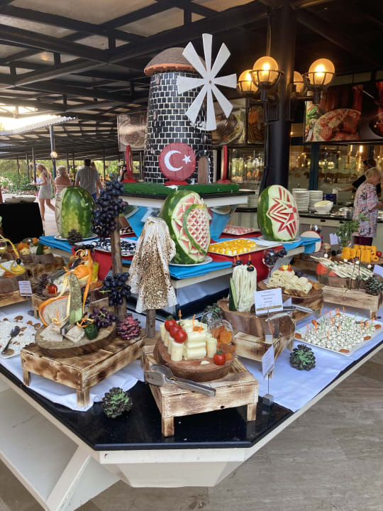 Gastro Sunrise Resort Hotel