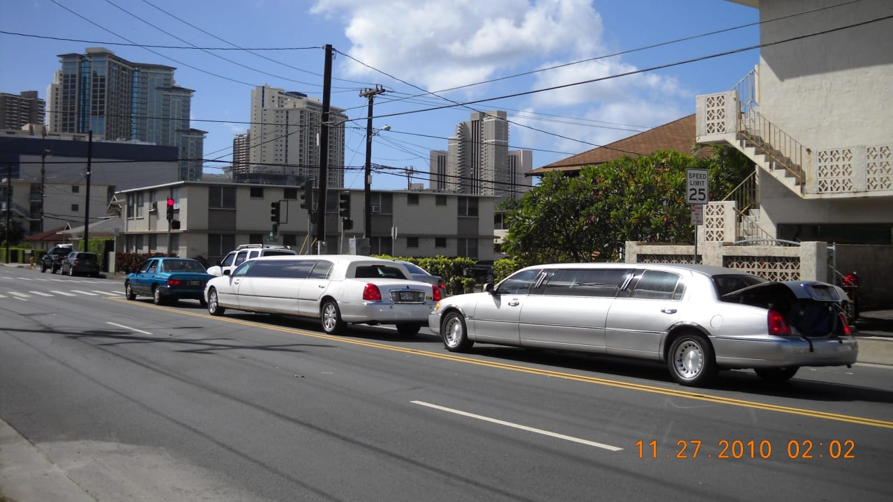 Любят американцы лимузины Hotel Aqua Palms at Waikiki