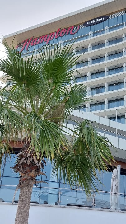 Außenansicht Hampton by Hilton Marjan Island