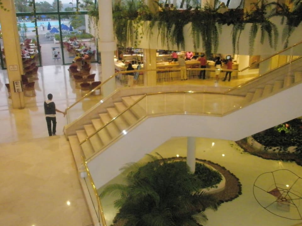 Blick auf die Bar  Dreams Lanzarote Playa Dorada Resort & Spa