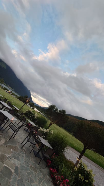 Ausblick Hotel Das Leonhard - Naturparkhotel am Weissensee