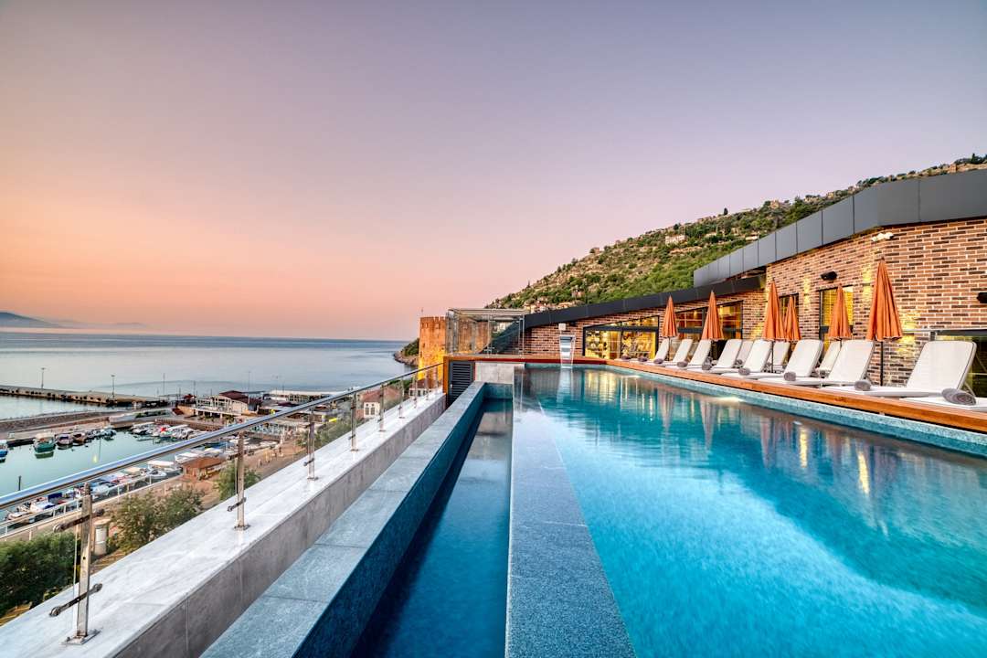 Pool Numa Port Hotel