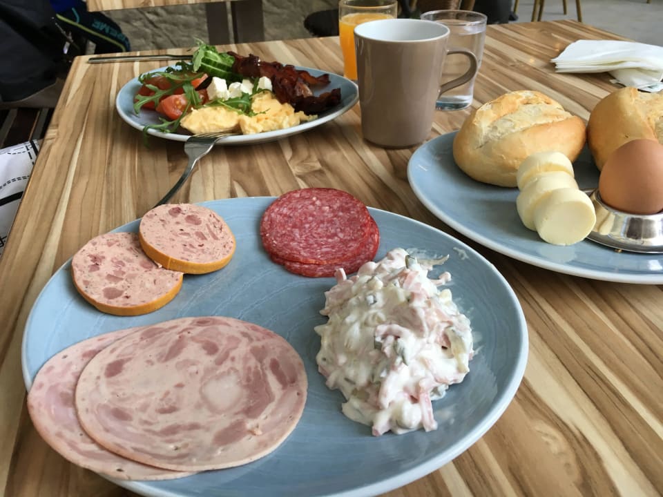 Frühstück Tropical Islands Resort