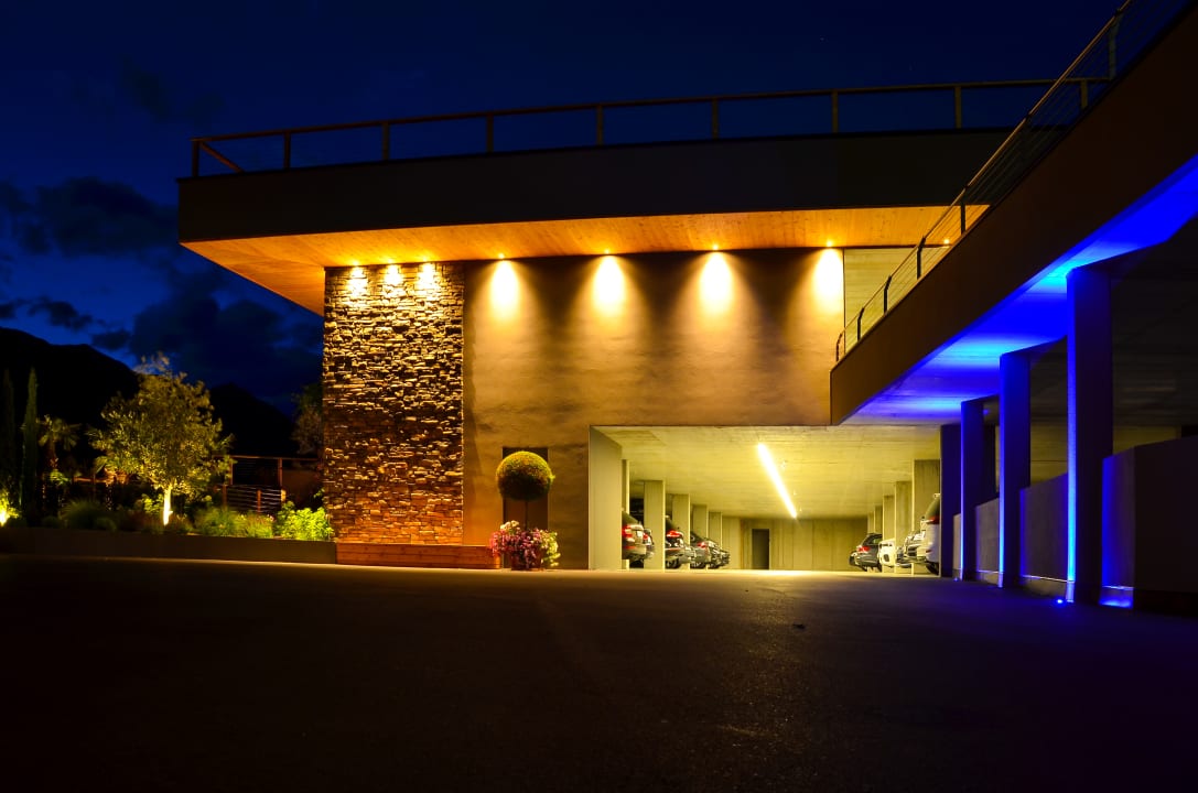 Tiefgarage bei Nacht Hotel Panorama