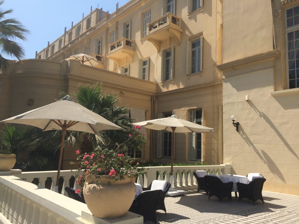 Aussenansicht Hotel Sofitel Pavillon Winter Luxor