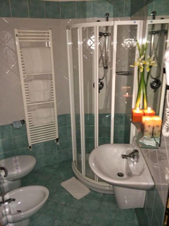 I bagni delle camere Hotel Regina