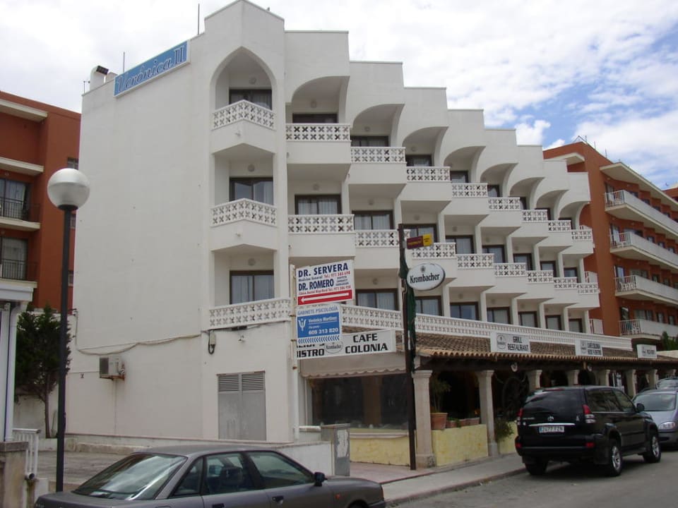 Die eine Seite R2 Veronica Beach Hotel
