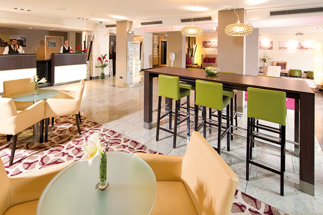 Lobby Leonardo Hotel Hannover Airport