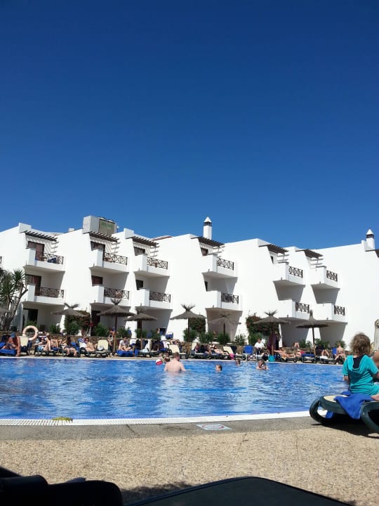 Beheizter Pool und Appartements allsun App.-Hotel Albatros