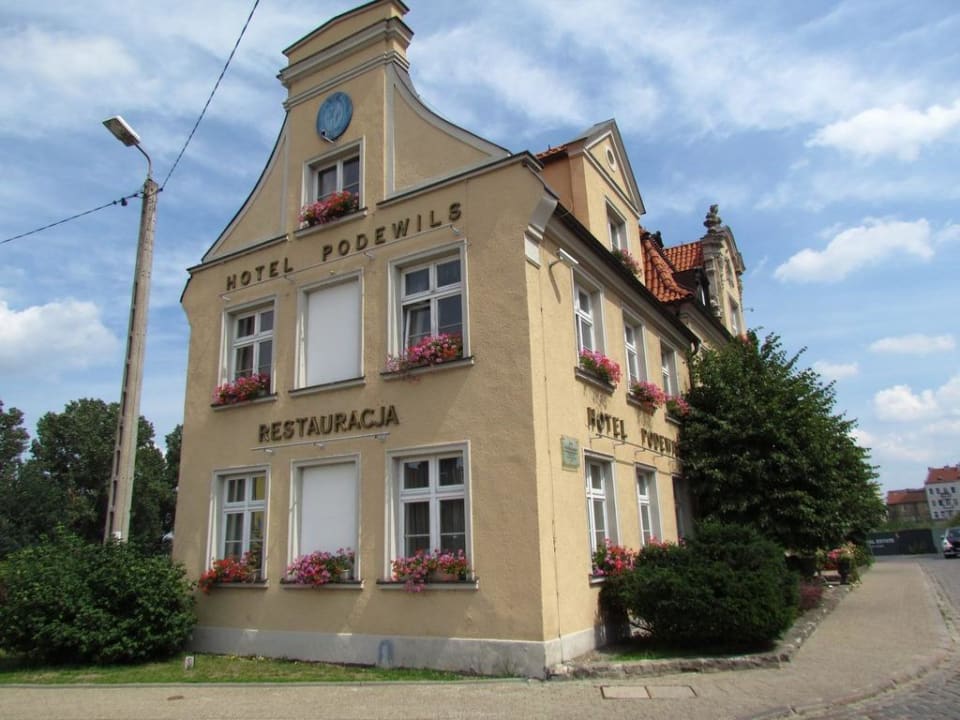 Road view Hotel Podewils Old Town Gdansk