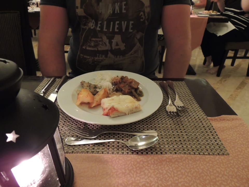 Restaurant Miramar Al Aqah Beach Resort