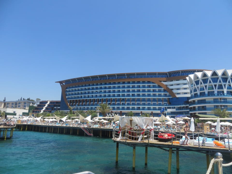 Отель вид с пирса Granada Luxury Okurcalar