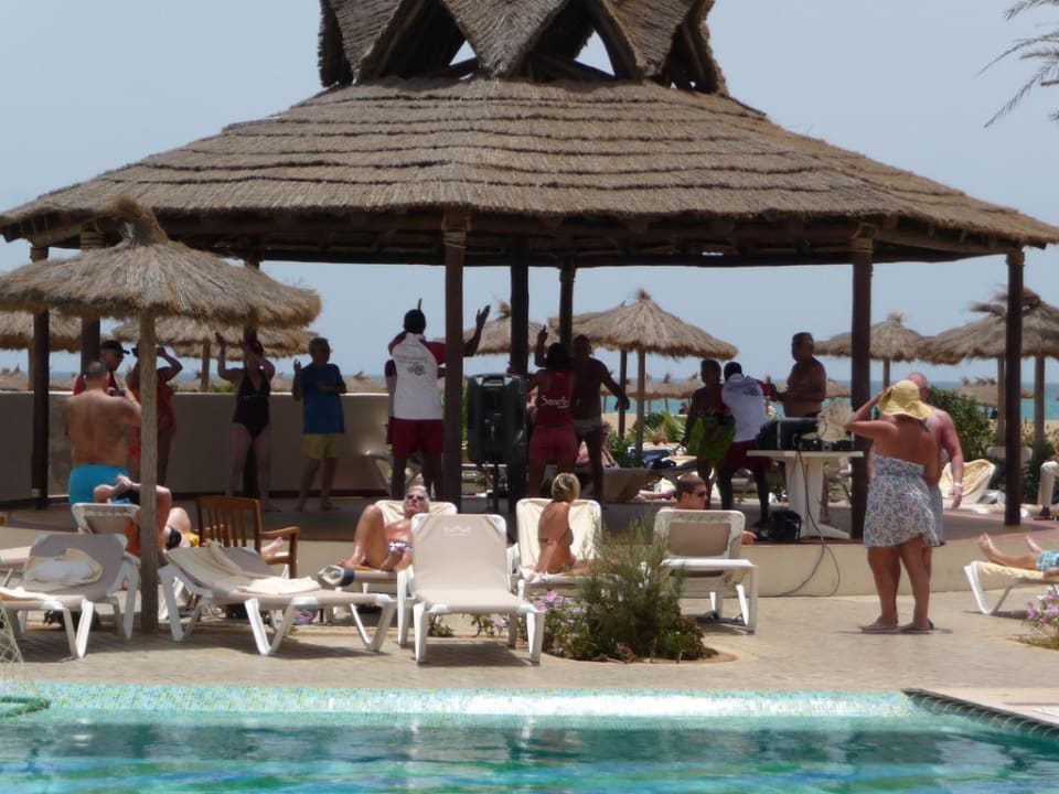 Club Dance Funana im Pavillion Hotel Riu Karamboa