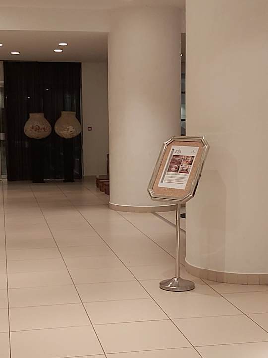 Lobby Napa Mermaid Hotel & Suites