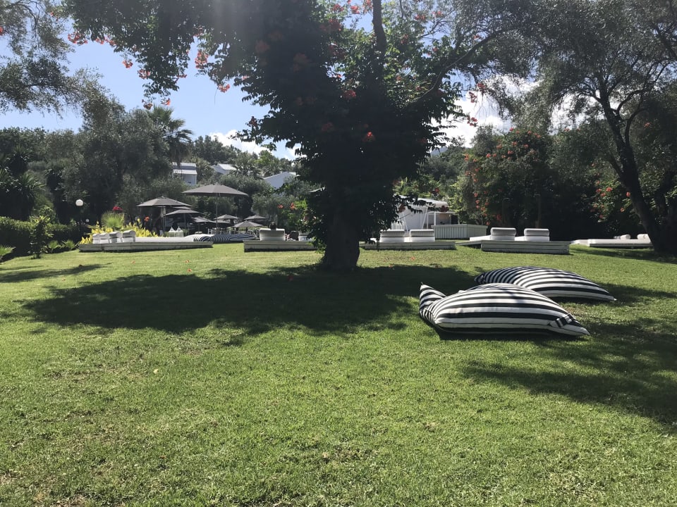 Gartenanlage Mr. & Mrs. White Corfu