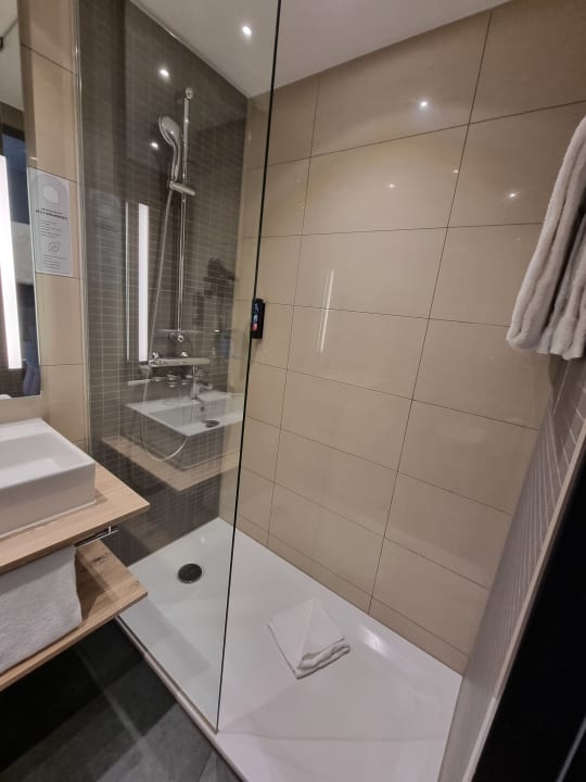 Zimmer Holiday Inn - the niu, Brass München Olympiapark