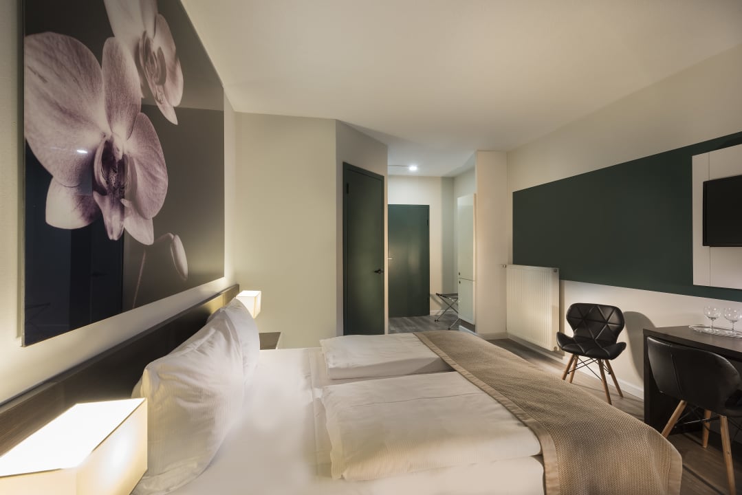 Zimmer Hotel Days Inn Dessau