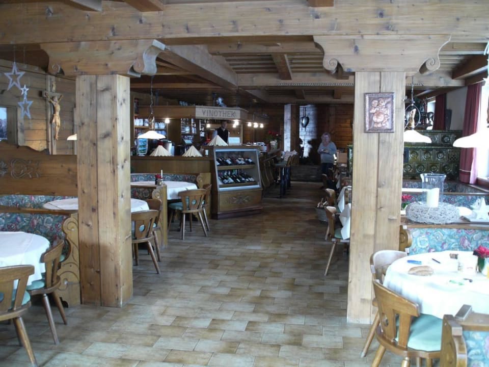 Hotel Grünholz Mühlbach a. Hkg ©2017 info@23432.de Das Grünholz Aparthotel