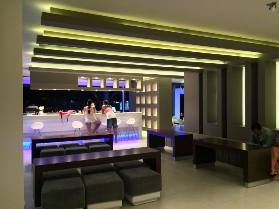 Bar Cosmopolitan Kos