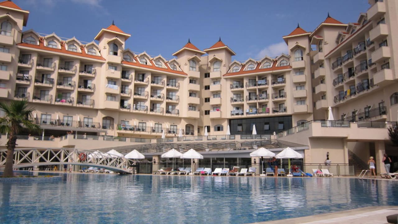 Hotel von Innen mit Pool Side Mare Resort & Spa