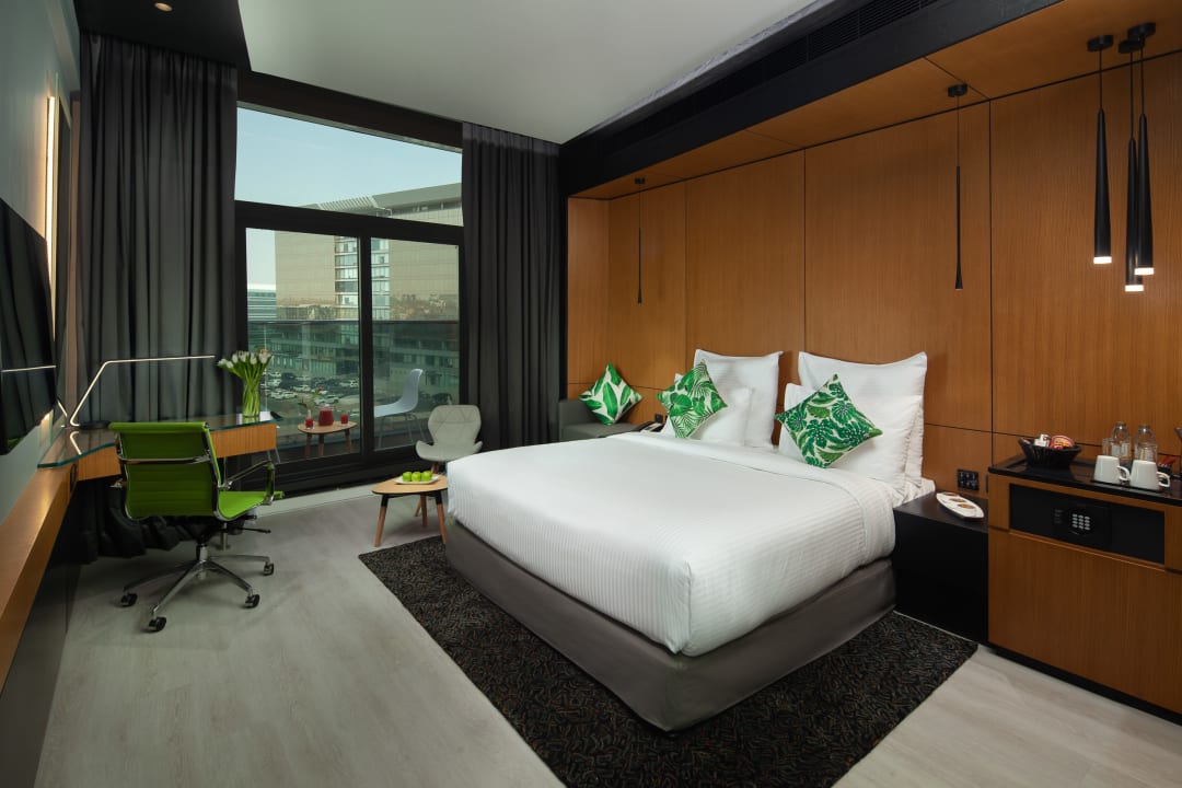 Zimmer Al Khoory Sky Garden Hotel