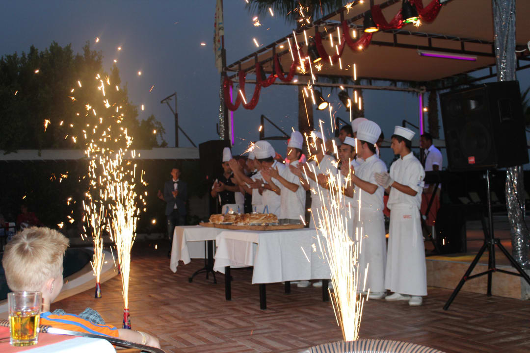 Galaabend  Hane Family Resort