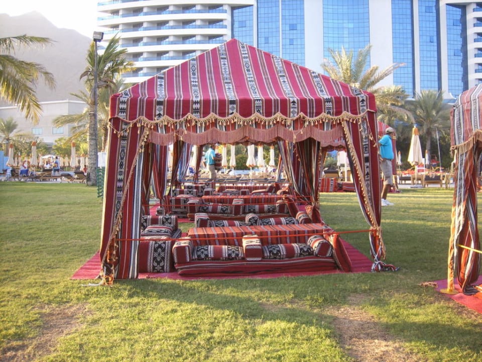 Wie ein Scheich Hotel Le Meridien Al Aqah Beach Resort