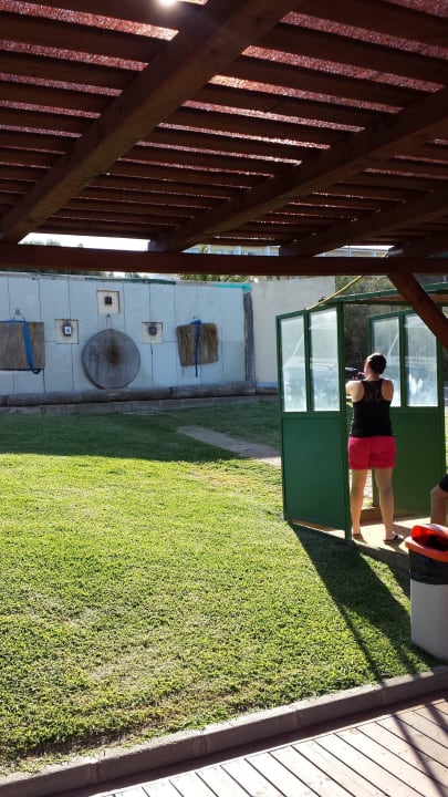 Armbrust oder Pfeil und Bogen  Sun Club Eldorado