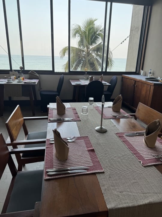 Gastro Pandanus Beach Resort & Spa