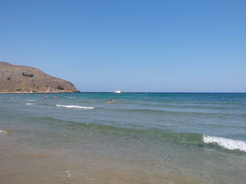 Beach Hotel Paradise