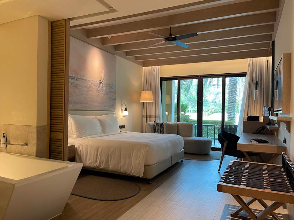 Zimmer Saadiyat Rotana Resort &  Villas