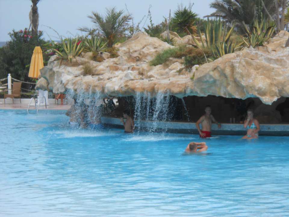 Blick auf die Poolbar Mahdia Beach & Aquapark