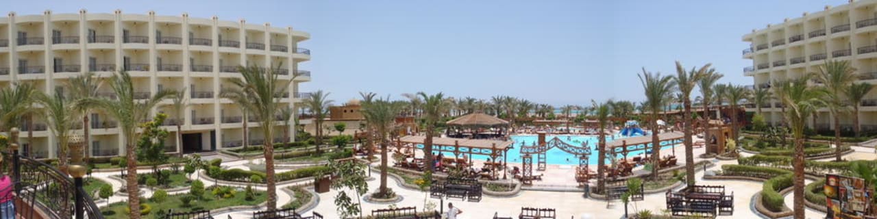 Panorama hotelu Le Jardin Aqua Park Resort