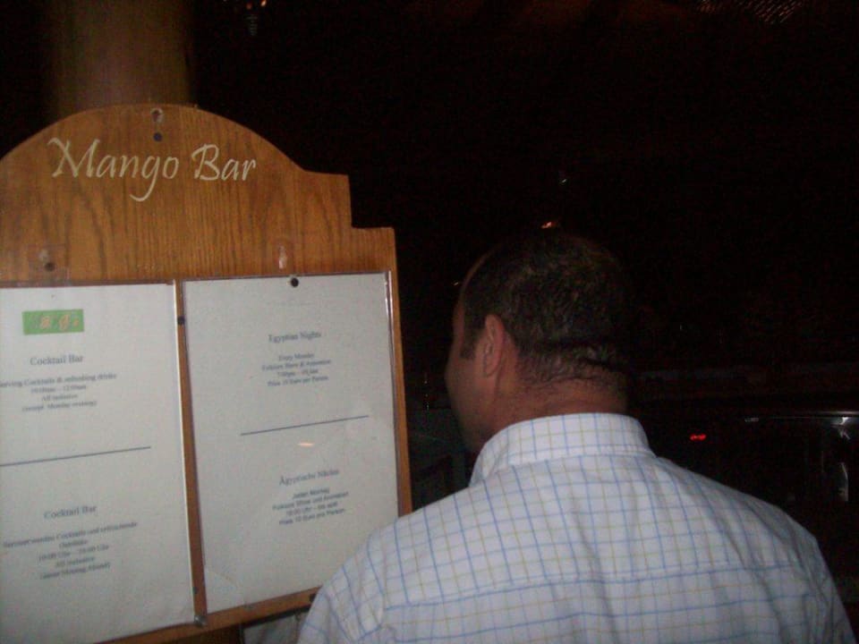 Mango Bar mit den besten Kellnern Ghazala Gardens