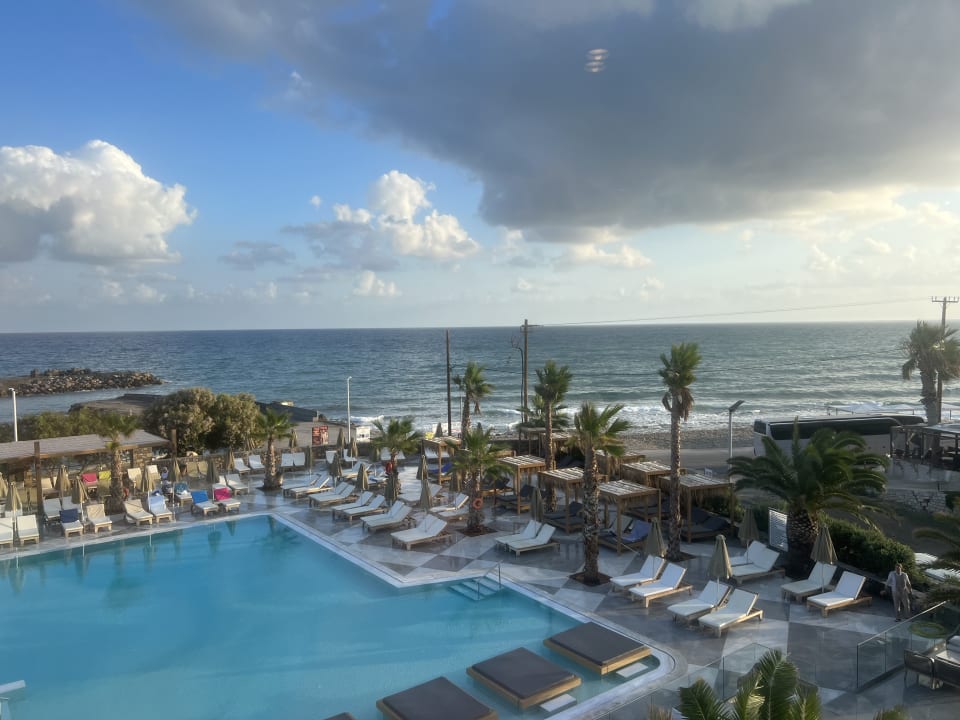 Pool Hotel Aphrodite Beach Club
