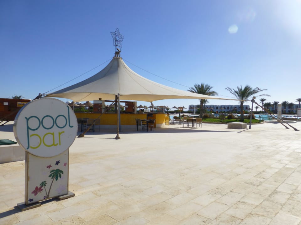 Pool Bar Hotel Gorgonia Beach Resort