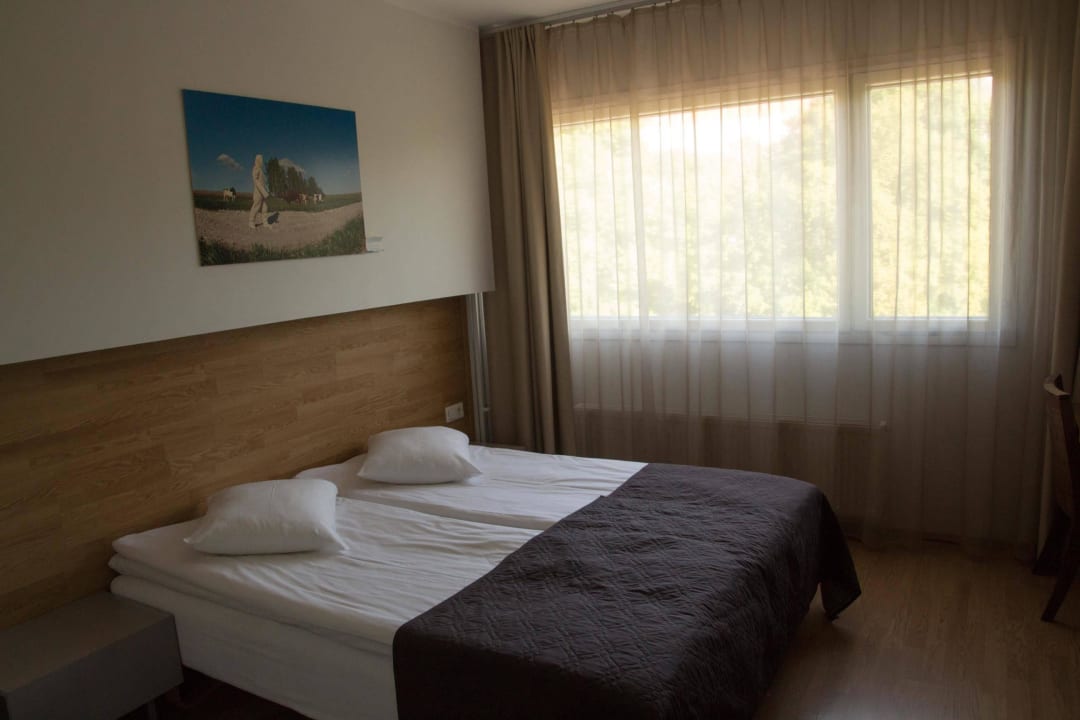 Zimmer GO Hotel Shnelli