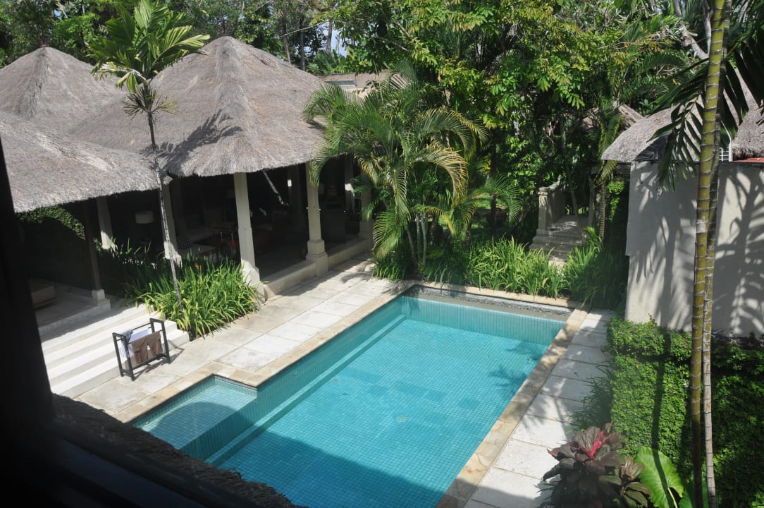 Pool von der 1. Etage fotografiert Kayumanis Sanur Private Villa & Spa