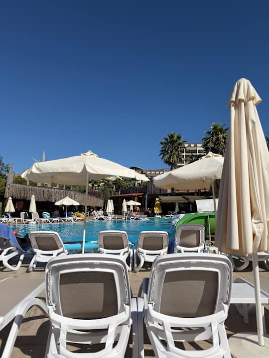 Pool Saturn Palace Resort Hotel