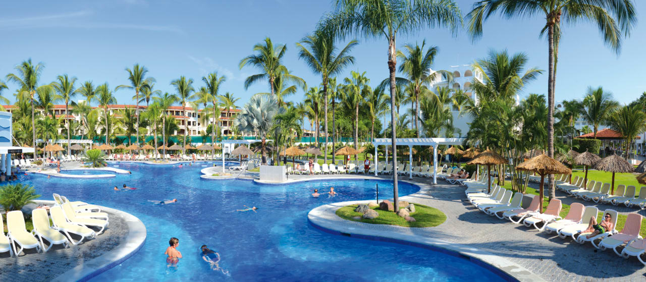 Pool Hotel Riu Jalisco