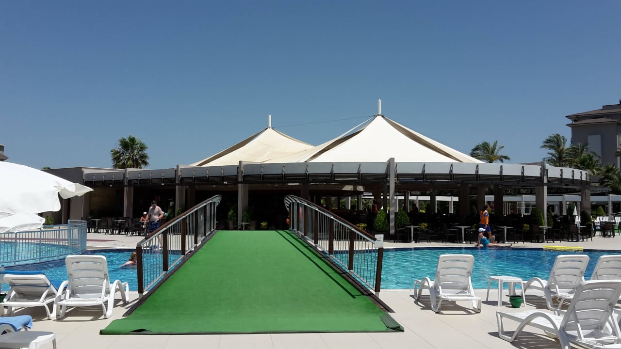Blick auf Poolbar Sunis Elita Beach Resort & Spa