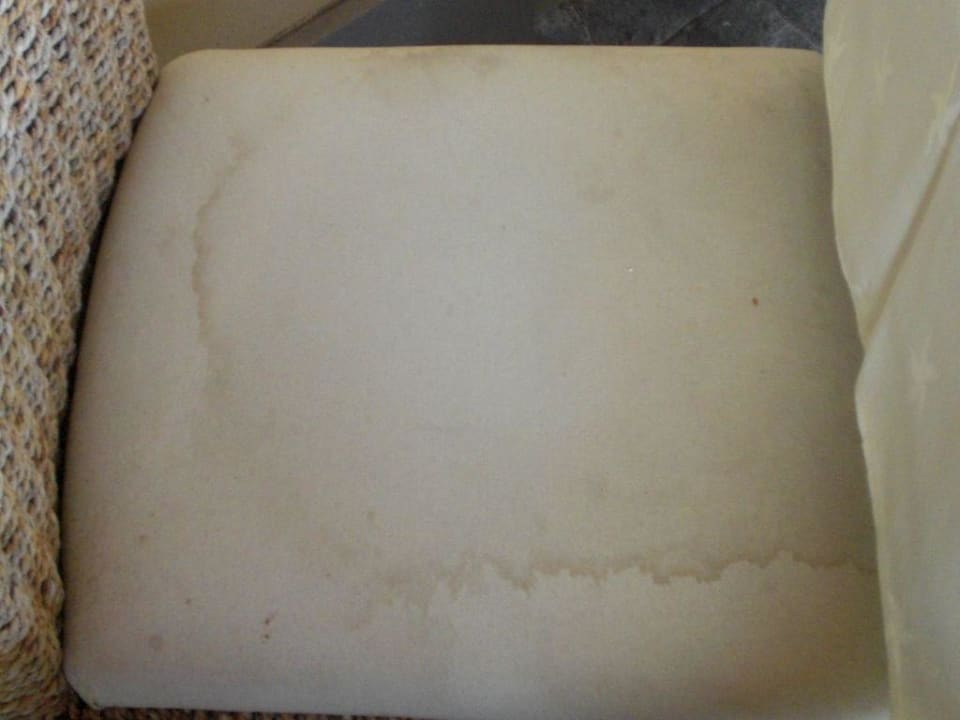 Sitzflächen der Stühle im Restaurant Meliá Sunny Beach