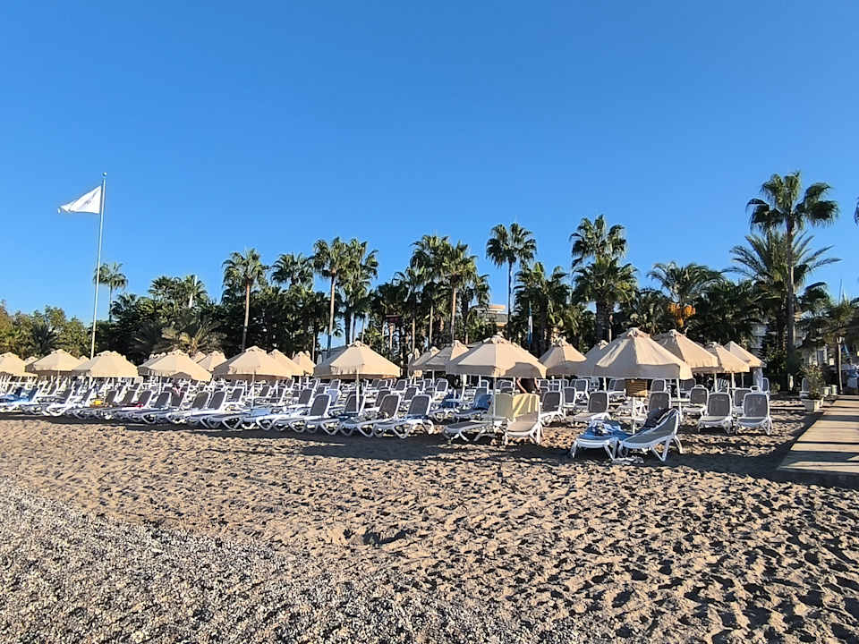 Strand Saphir Resort & Spa