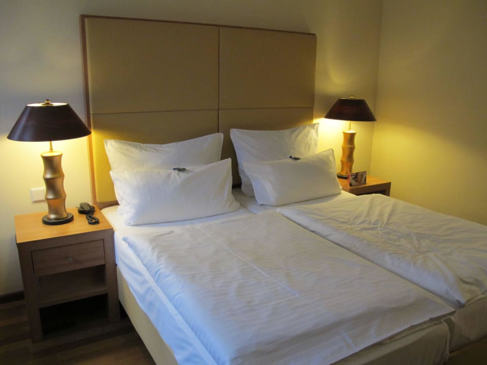 Rollstuhlgerechtes Doppelzimmer AMERON Köln Hotel Regent