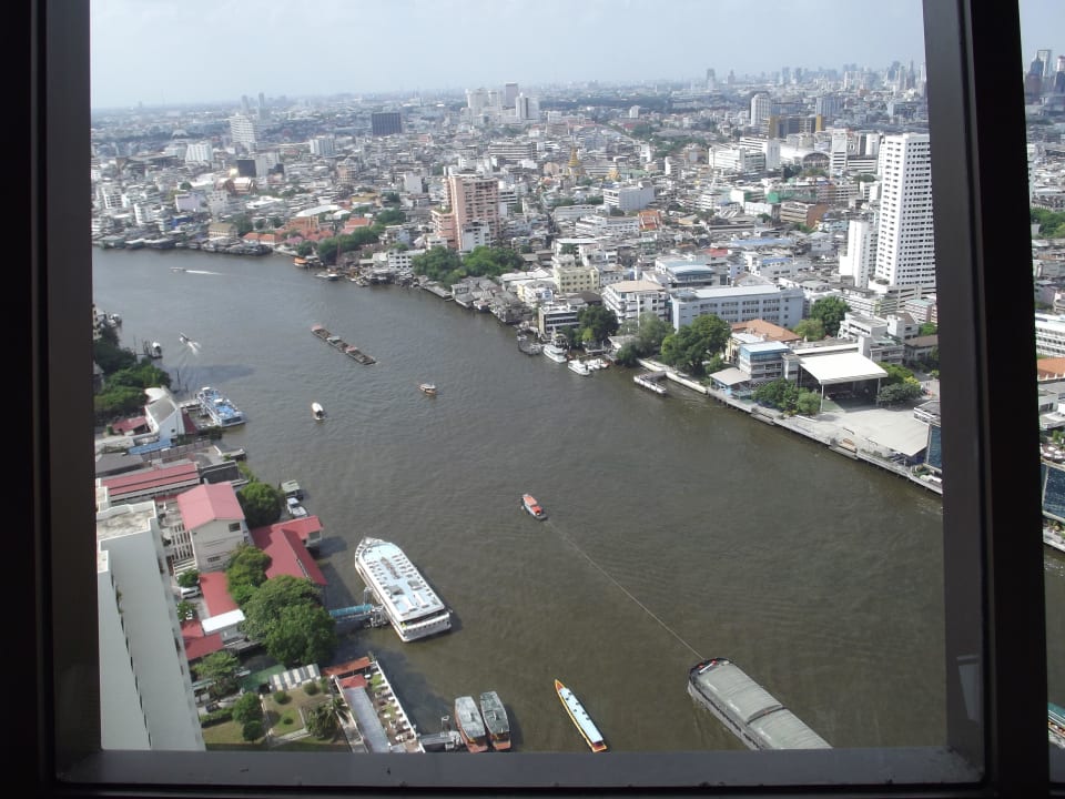 Die Bar ThreeSixty im 31. Stock Millennium Hilton Bangkok