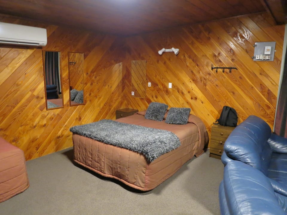 Zimmer Sportsmans Lodge