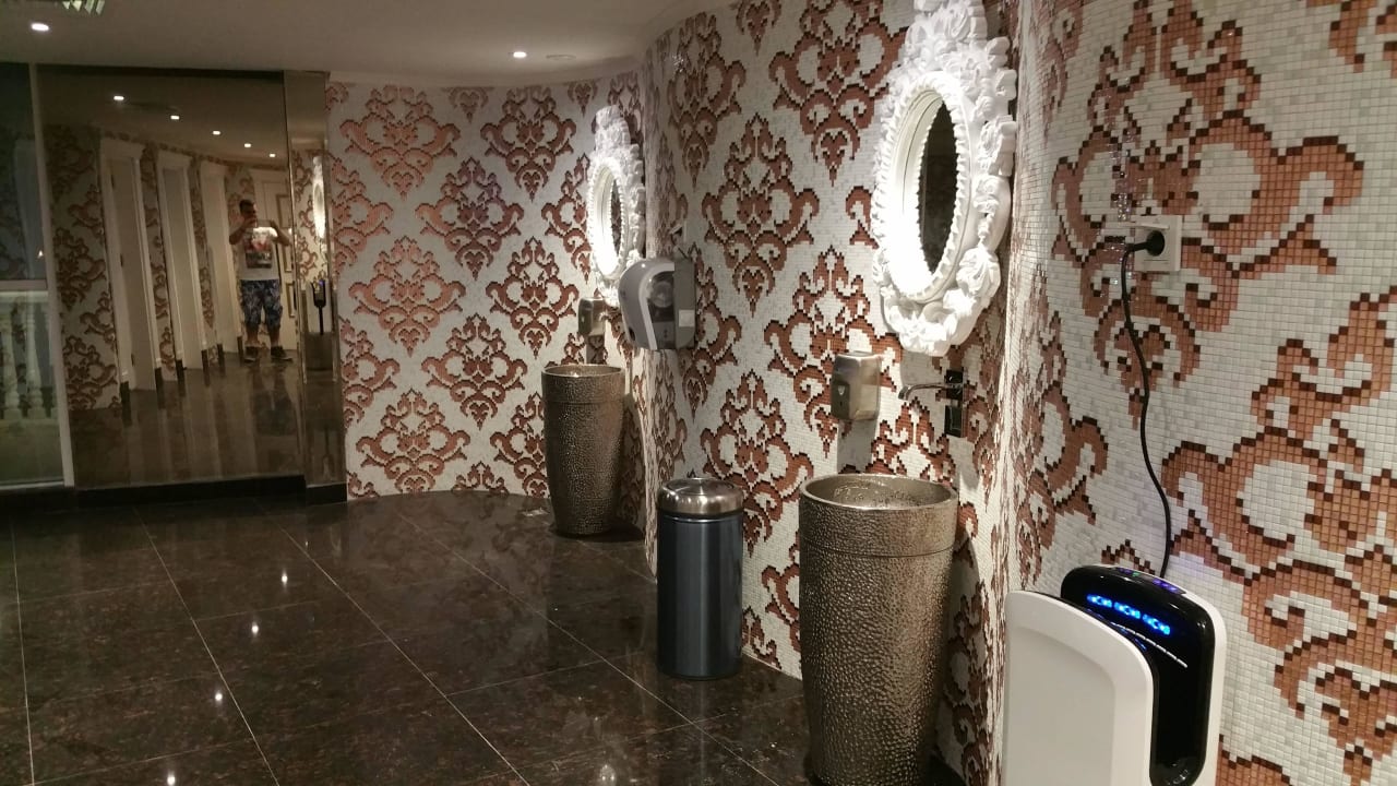 Lobbybar WC Litore Resort & Spa