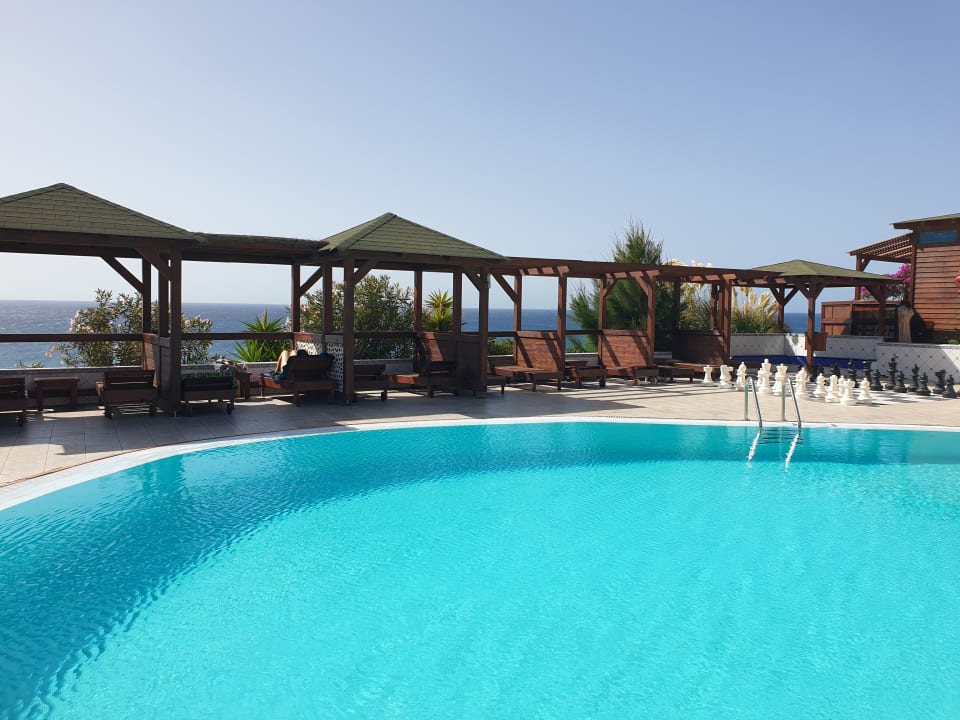 Pool Marina Playa Suite Hotel