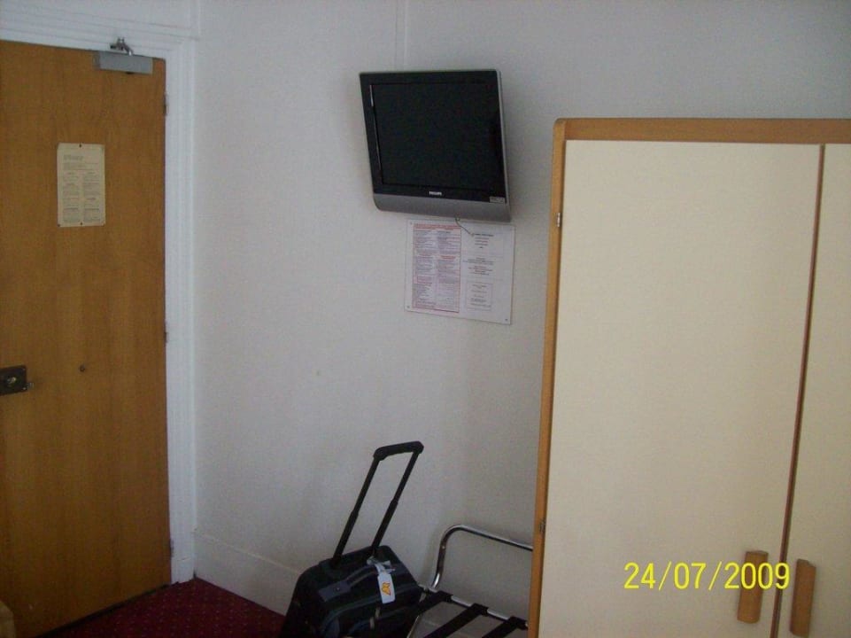 Flat TV im 2 Sterne Hotel! Hotel Helvetia